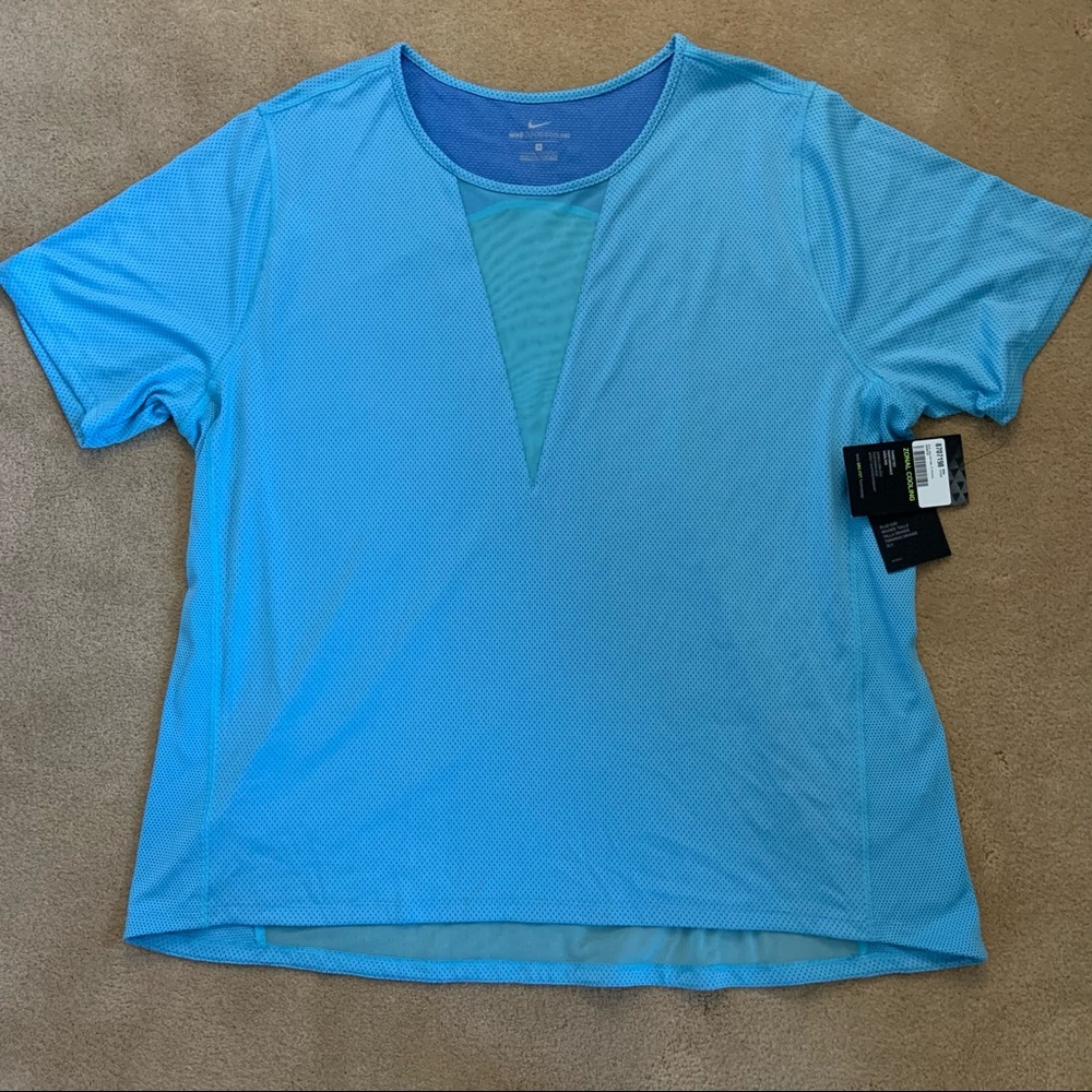 NWT Nike Zonal Cooling scoopneck mesh workout top